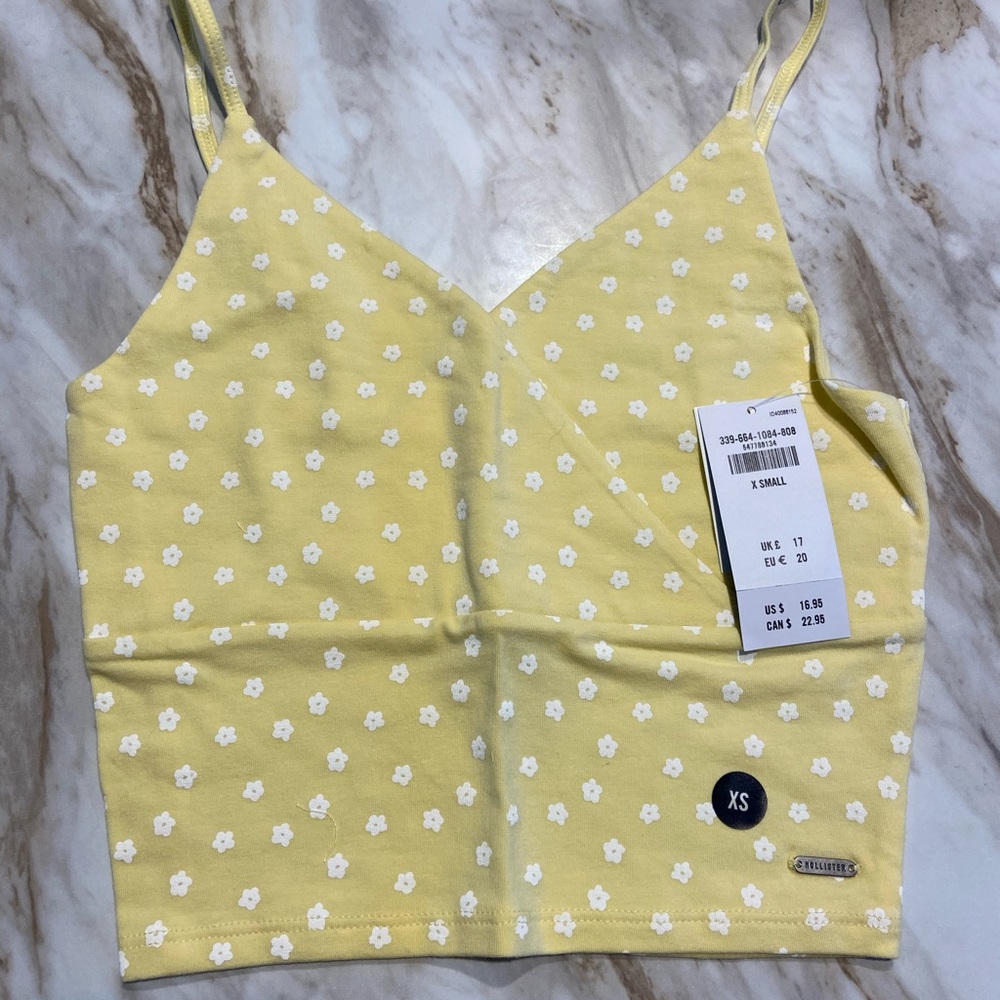Hollister Crop Top
